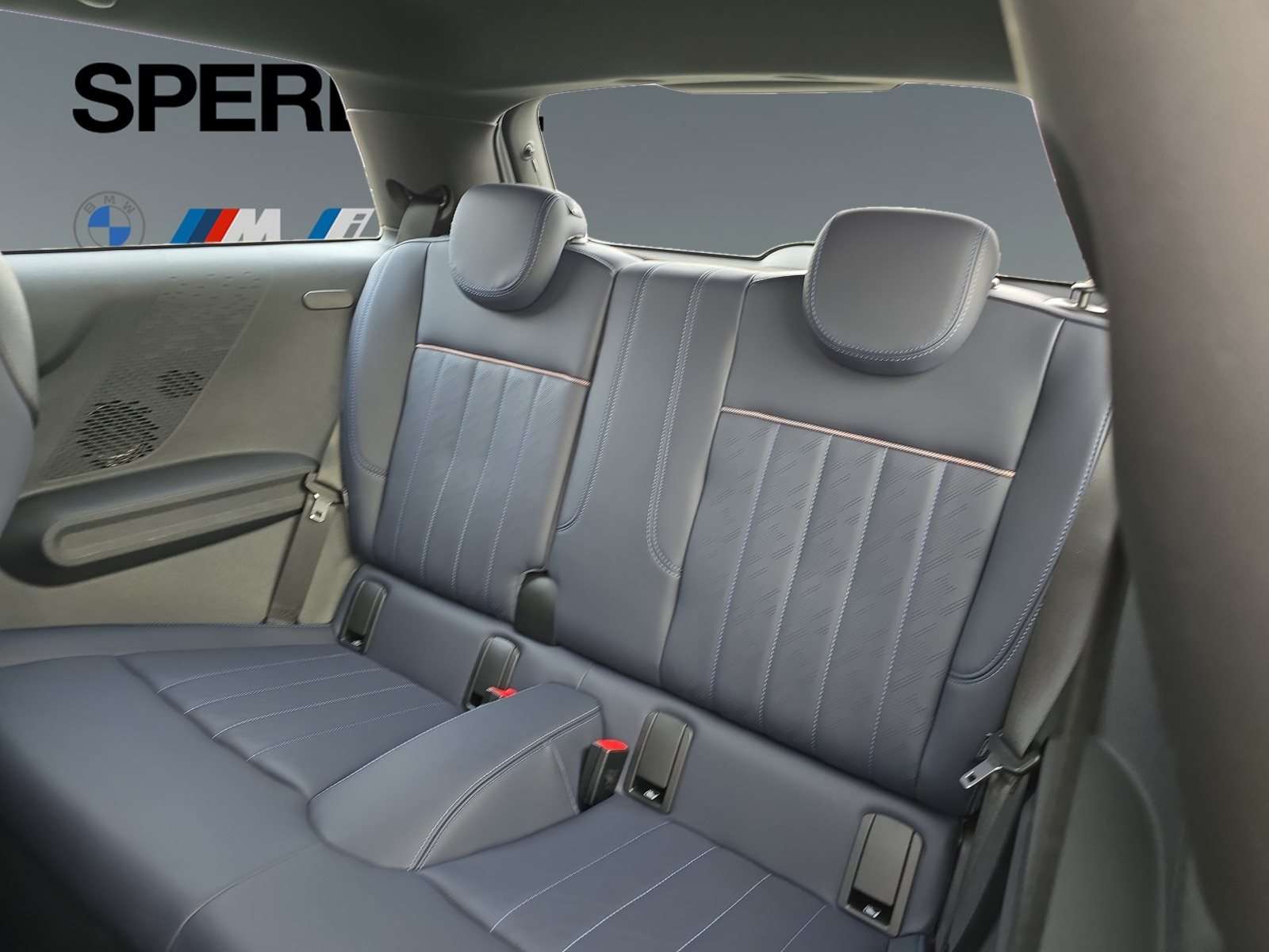 Fahrzeugbild eines MINI COOPER