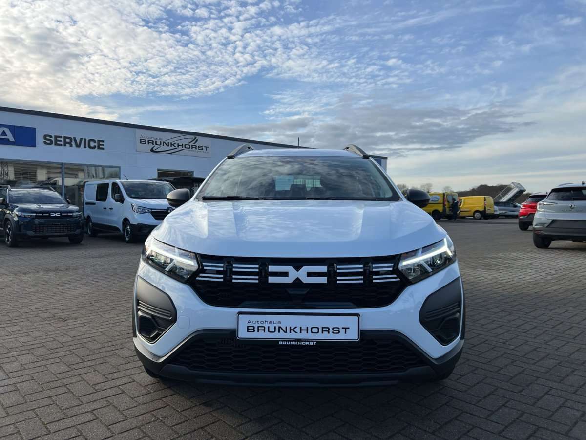 Fahrzeugbild eines Dacia Jogger