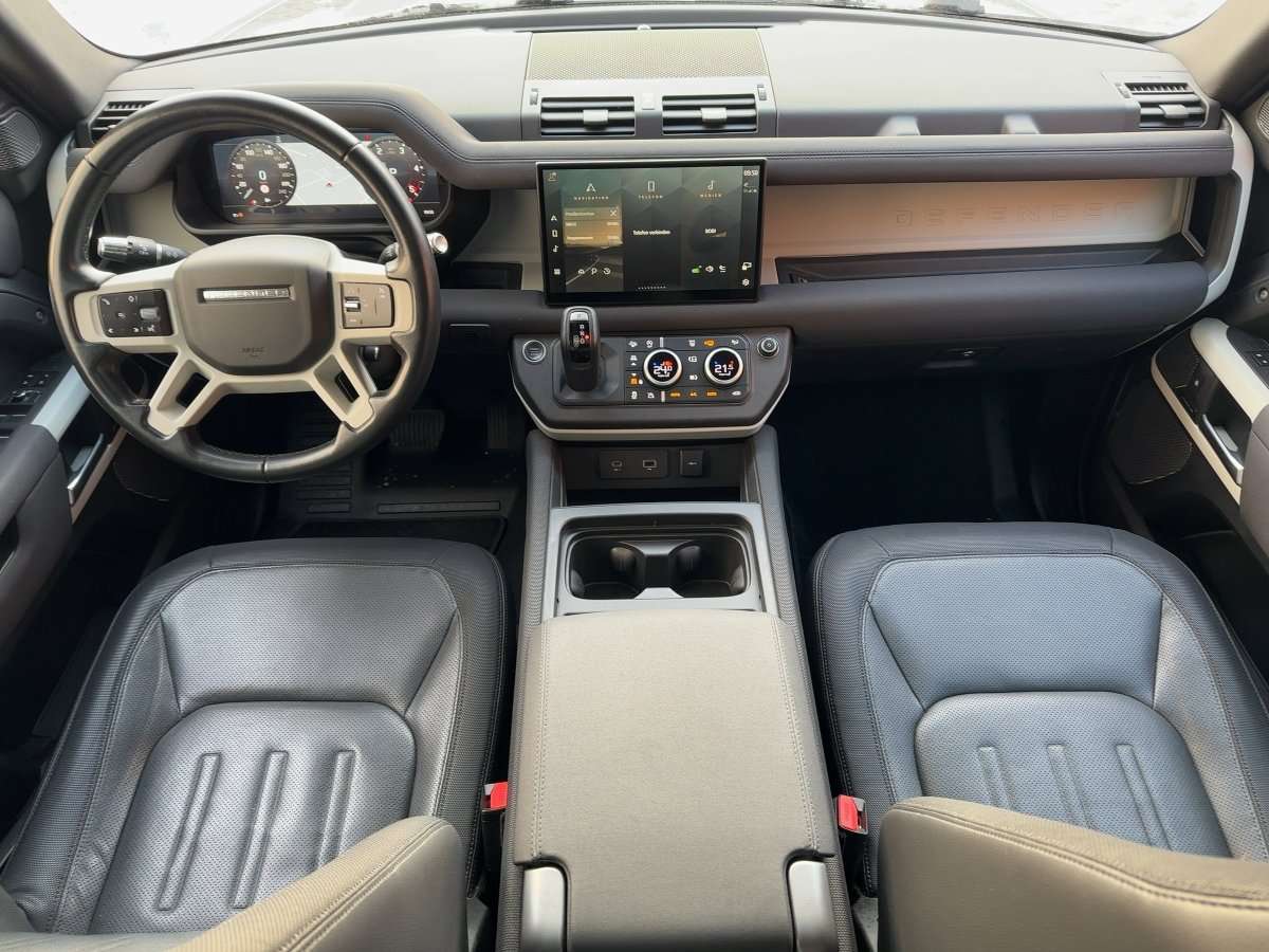 Fahrzeugbild eines Land Rover Defender