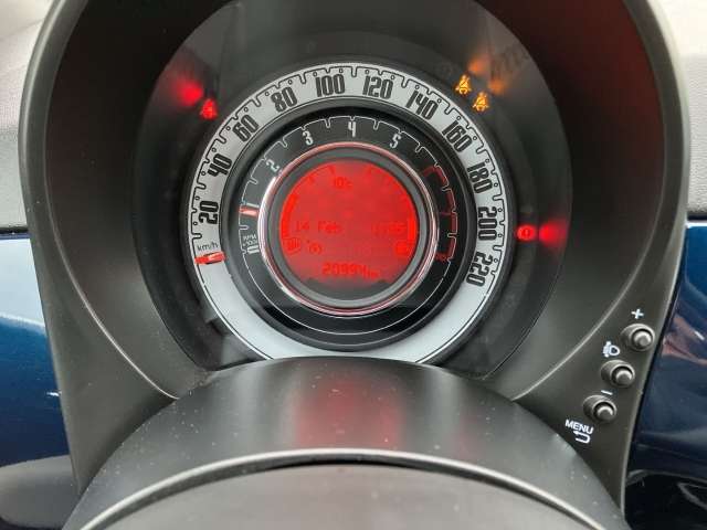 Fahrzeugbild eines Fiat 500