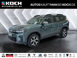 Schräge Frontansicht auf einen Dacia Bigster , freigestellt