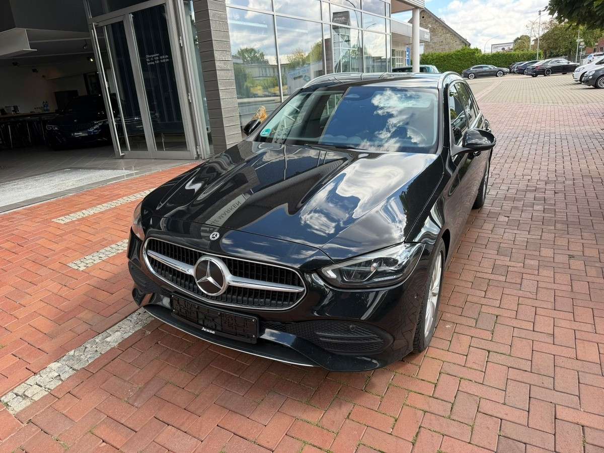 Fahrzeugbild eines Mercedes-Benz C-Klasse