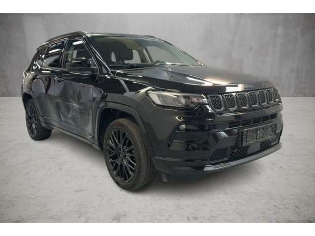 Fahrzeugbild eines Jeep Compass