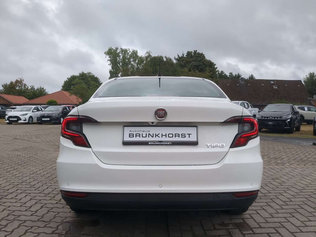 Fahrzeugbild eines Fiat Tipo