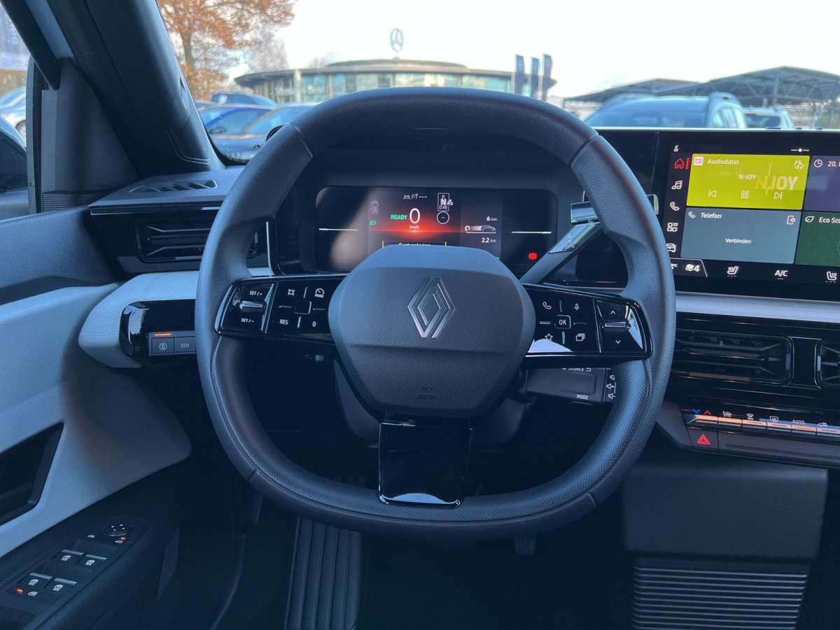 Fahrzeugbild eines Renault 5 E-TECH