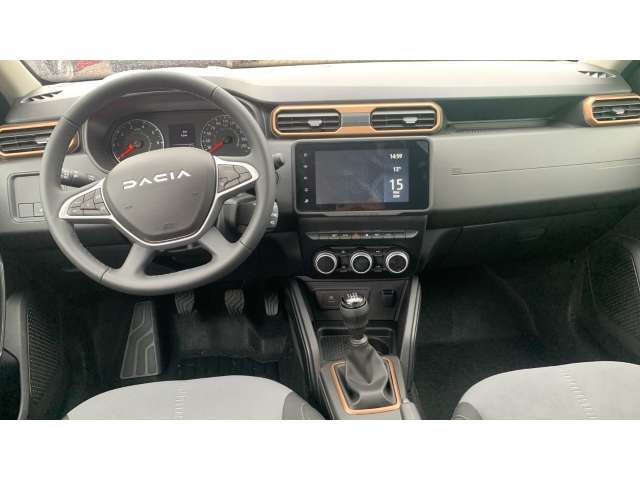 Fahrzeugbild eines Dacia Duster