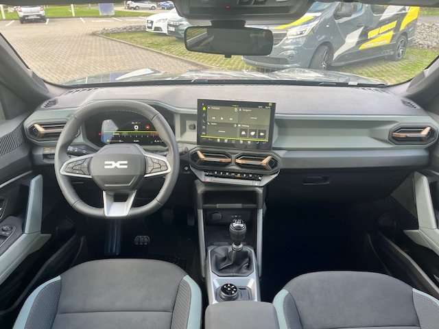 Fahrzeugbild eines Dacia Bigster