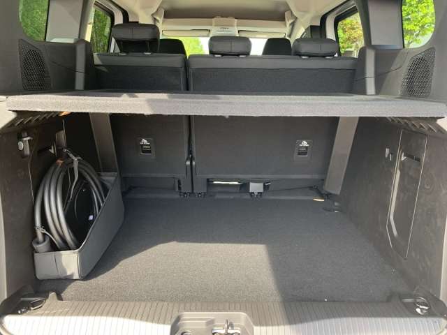 Fahrzeugbild eines Renault Kangoo E-TECH