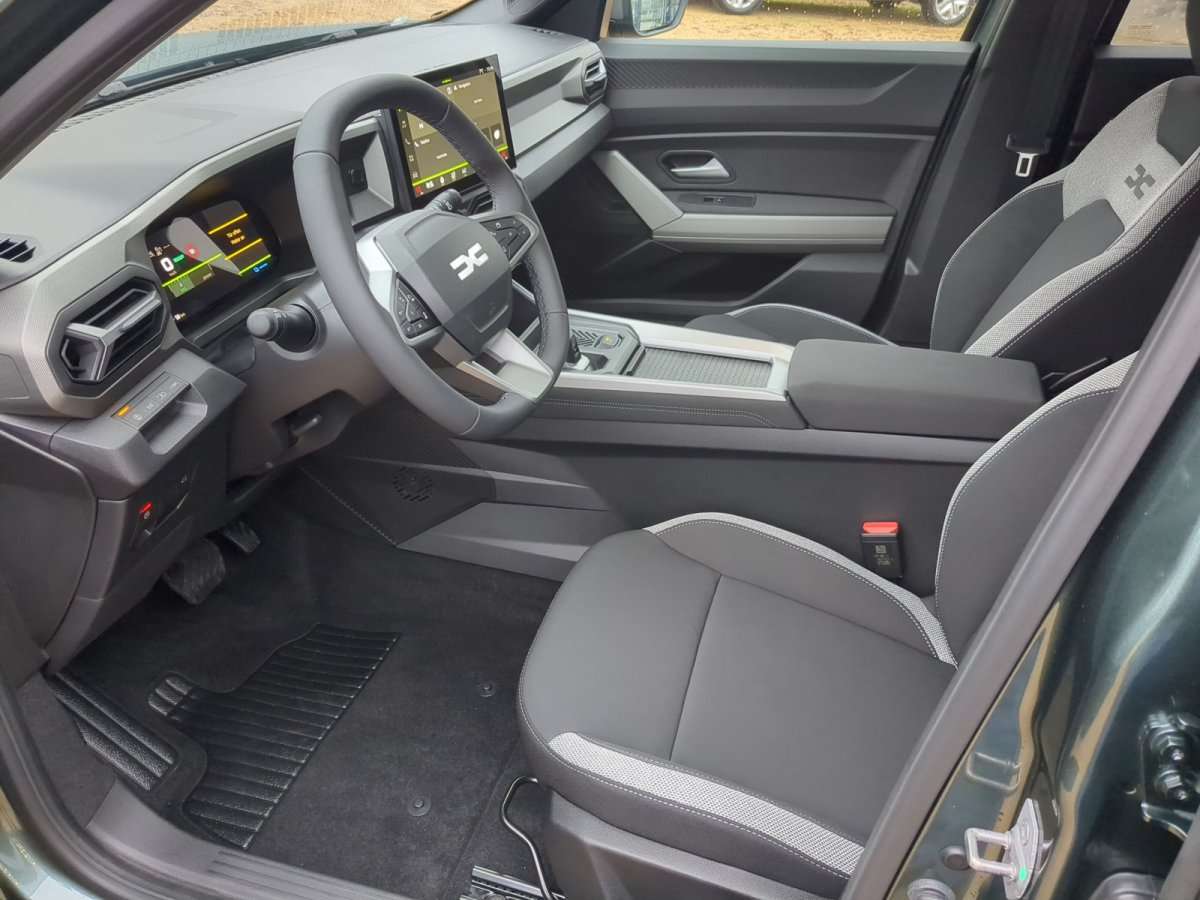 Fahrzeugbild eines Dacia Bigster