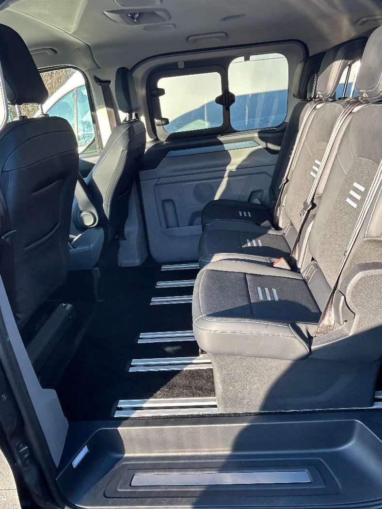 Fahrzeugbild eines Ford Tourneo Custom