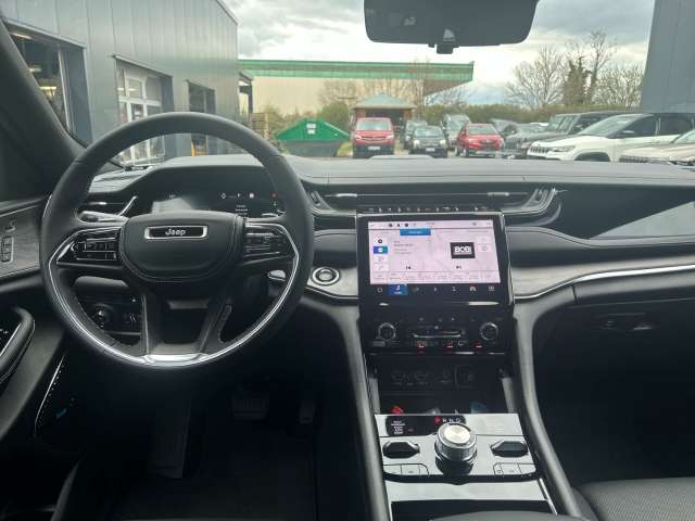 Fahrzeugbild eines Jeep Grand Cherokee