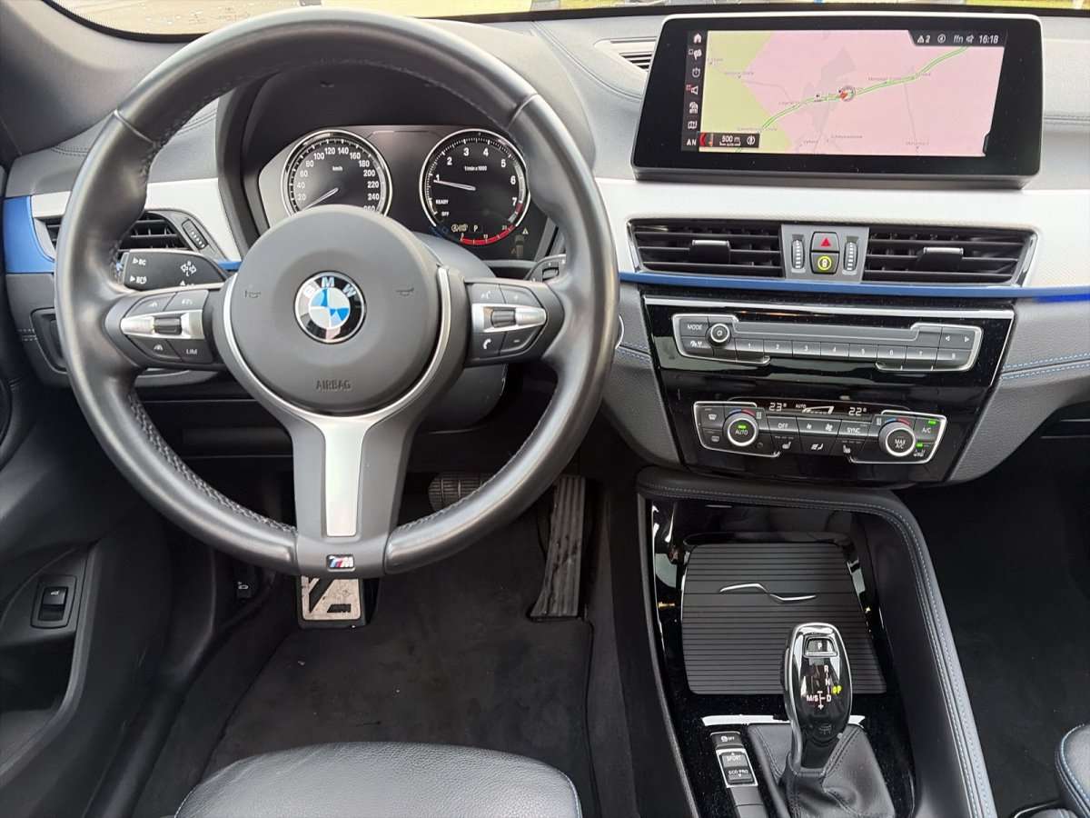 Fahrzeugbild eines BMW X1