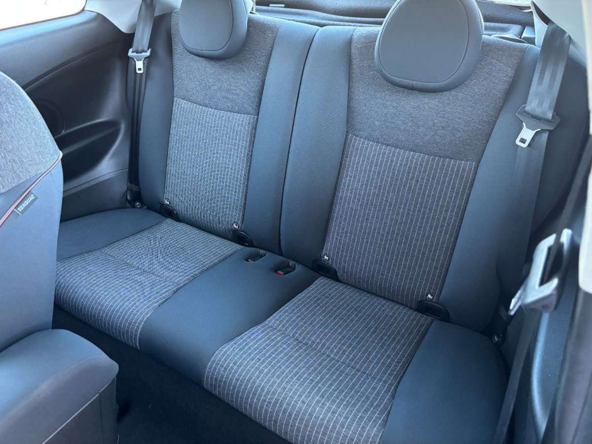 Fahrzeugbild eines Fiat 500
