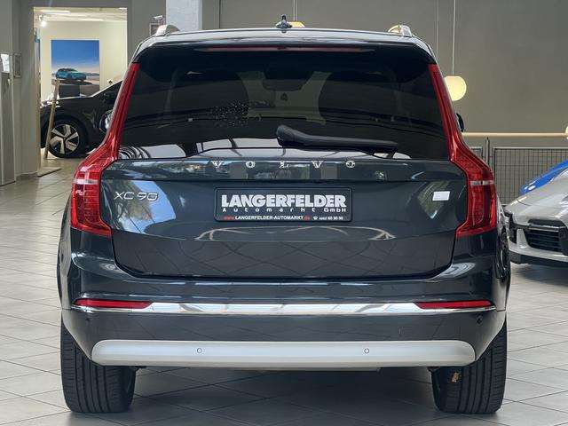Fahrzeugbild eines Volvo XC90