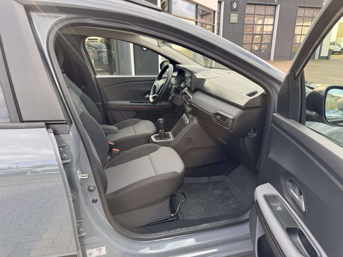 Fahrzeugbild eines Dacia Jogger