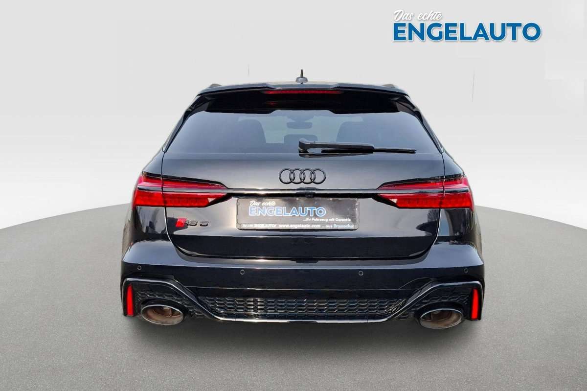 Fahrzeugbild eines Audi RS6