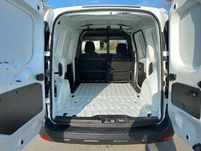 Fahrzeugbild eines Renault Express