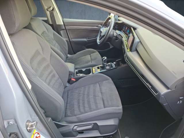Fahrzeugbild eines Volkswagen Golf