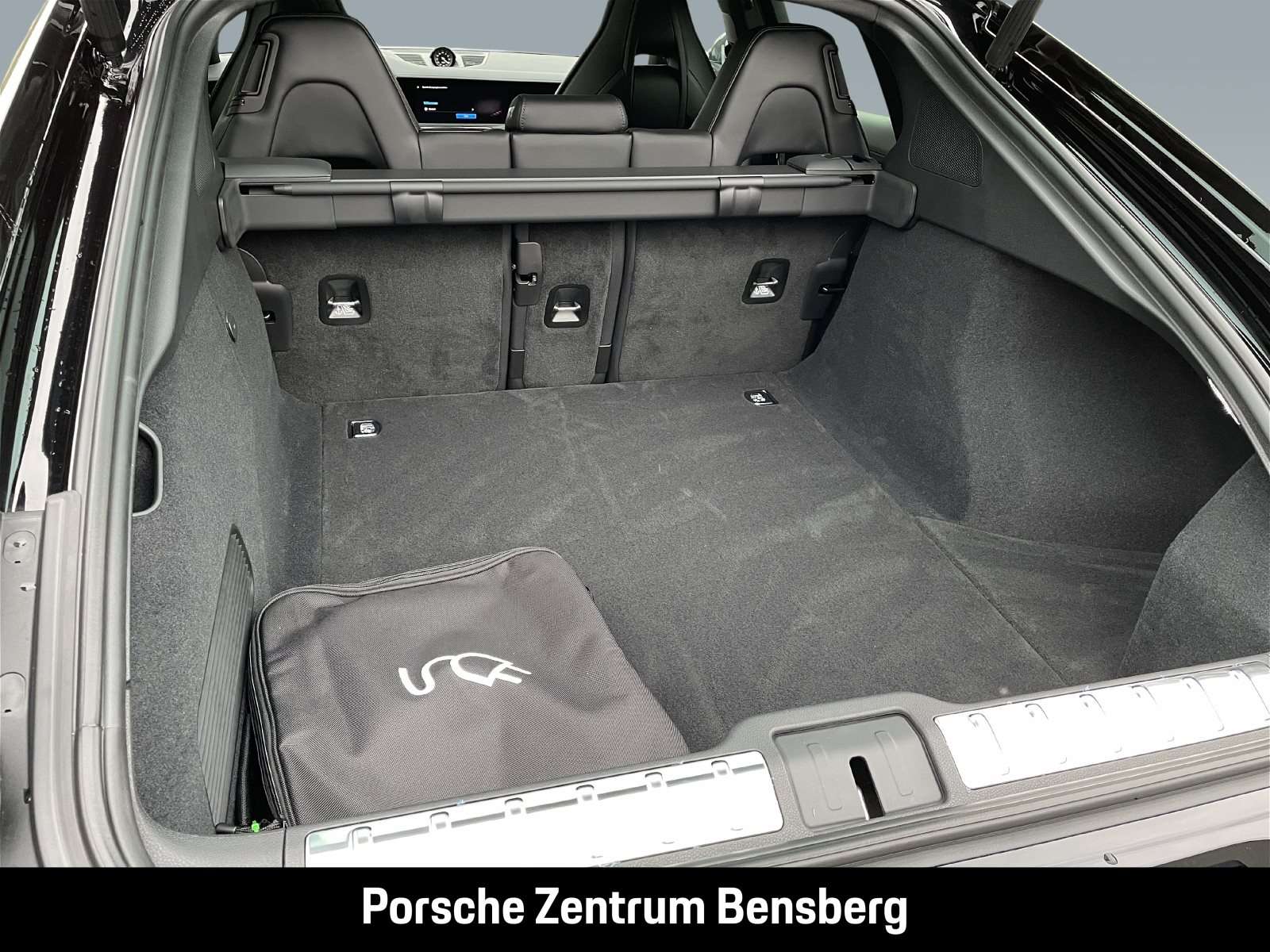 Fahrzeugbild eines Porsche Panamera