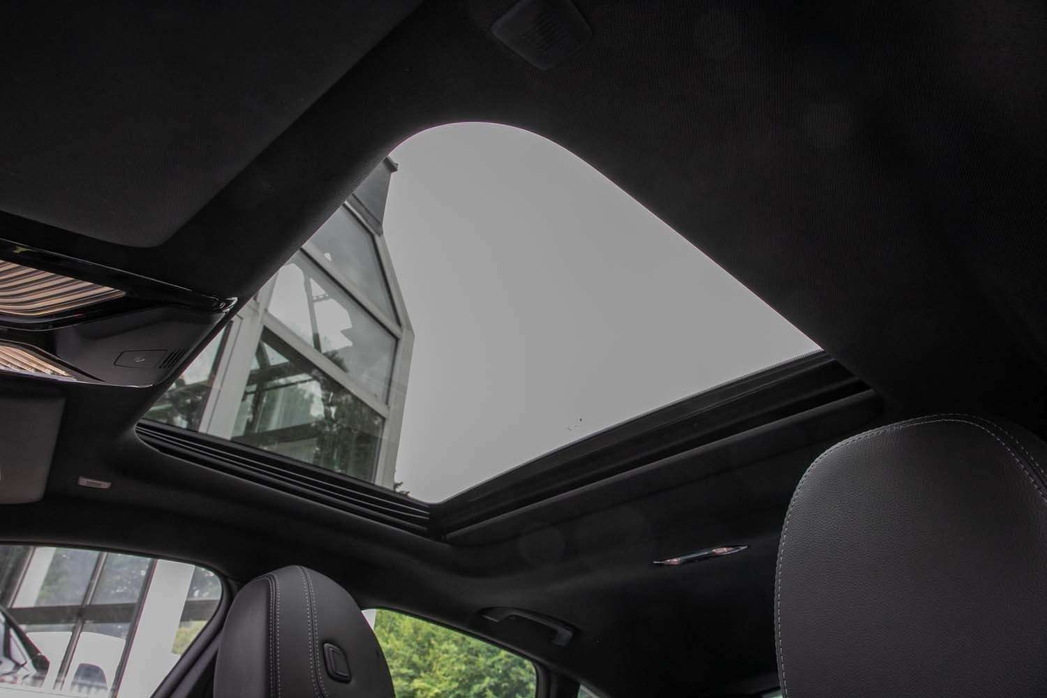 Fahrzeugbild eines BMW i4