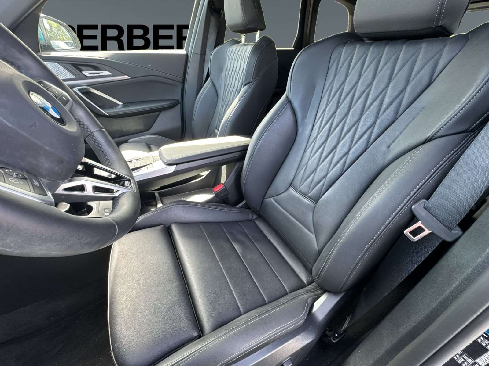 Fahrzeugbild eines BMW X1