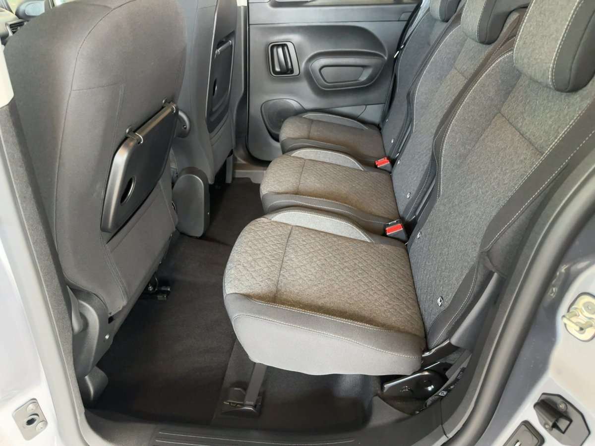 Fahrzeugbild eines Opel Combo