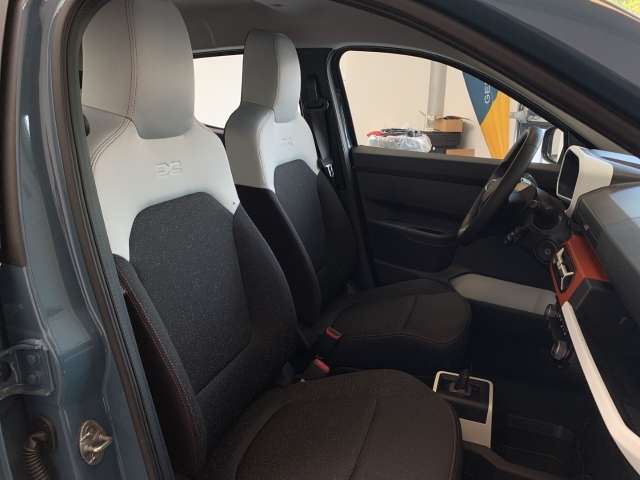 Fahrzeugbild eines Dacia Spring