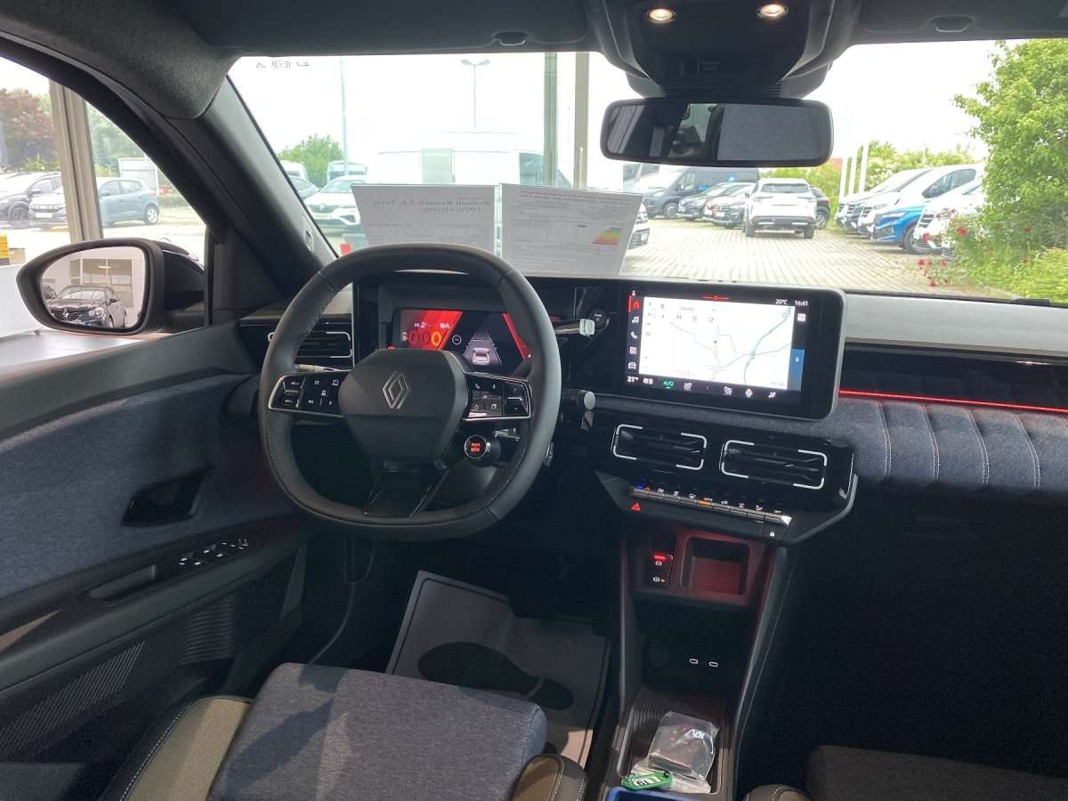 Fahrzeugbild eines Renault 5 E-TECH