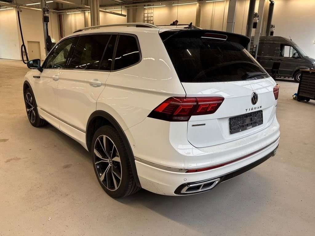 Fahrzeugbild eines Volkswagen Tiguan Allspace