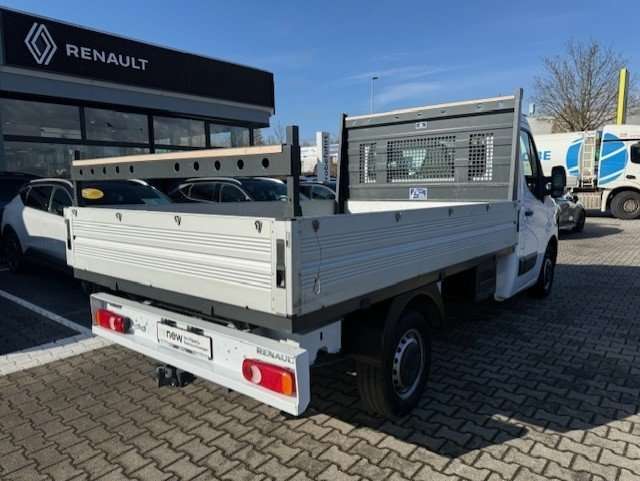 Fahrzeugbild eines Renault Master