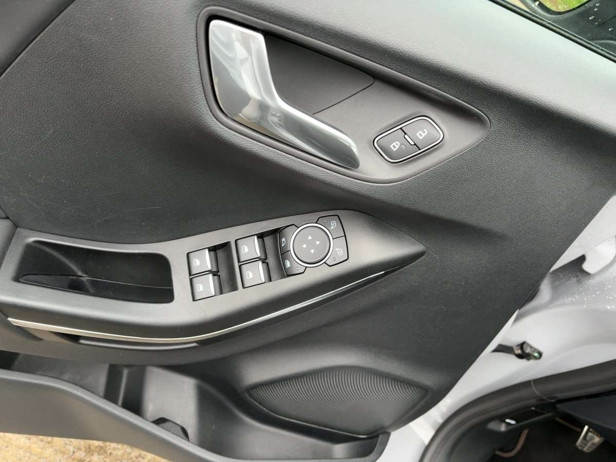 Fahrzeugbild eines Ford Puma