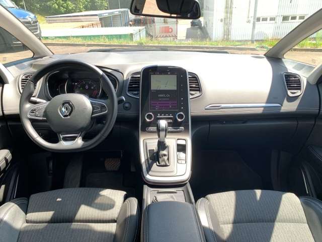 Fahrzeugbild eines Renault Grand Scénic