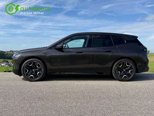 Fahrzeugbild eines BMW iX