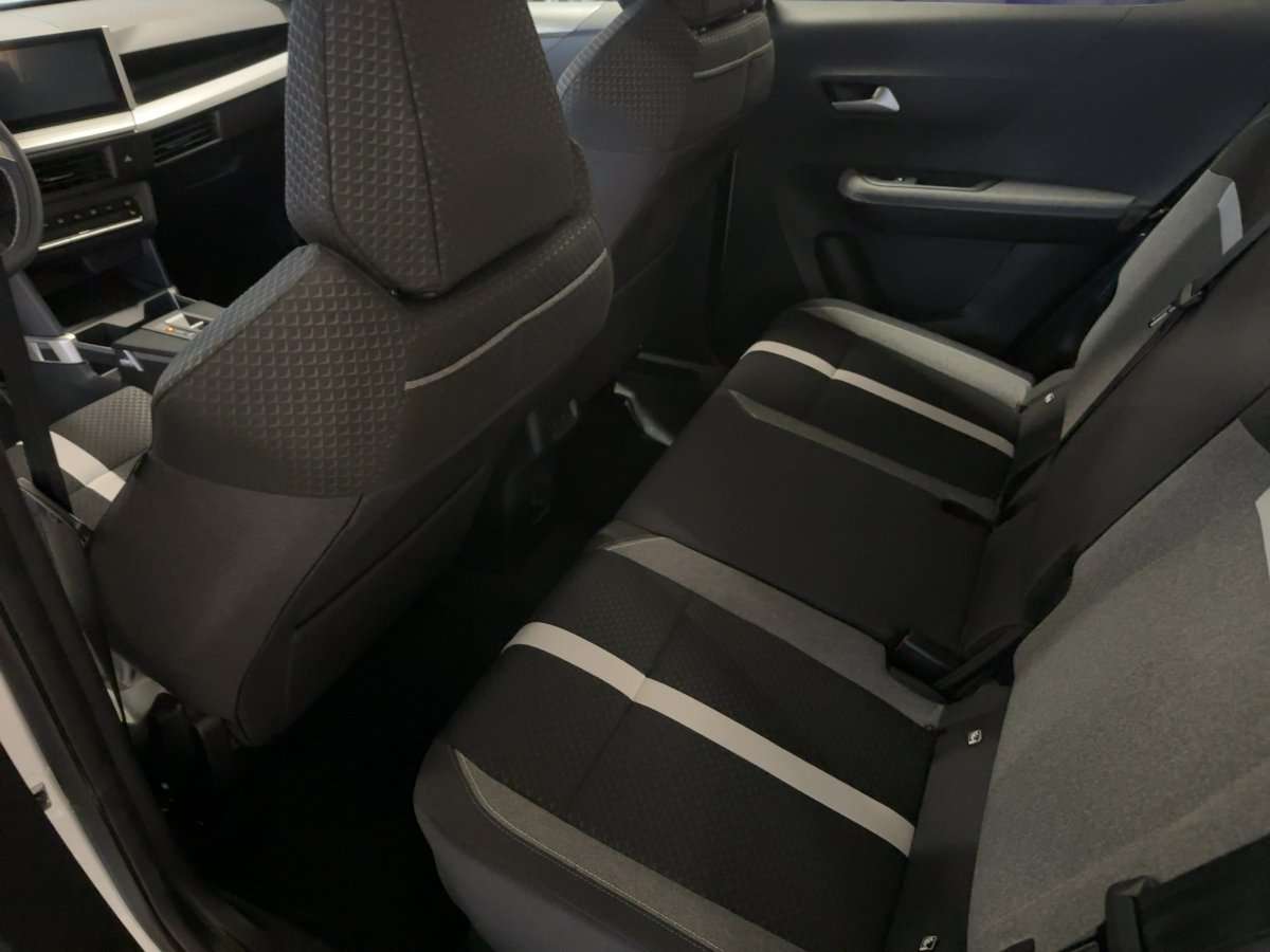 Fahrzeugbild eines Opel Frontera