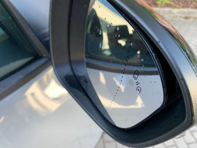 Fahrzeugbild eines Renault Megane E-TECH