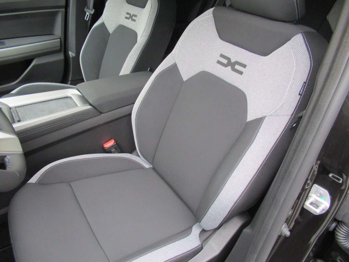 Fahrzeugbild eines Dacia Bigster