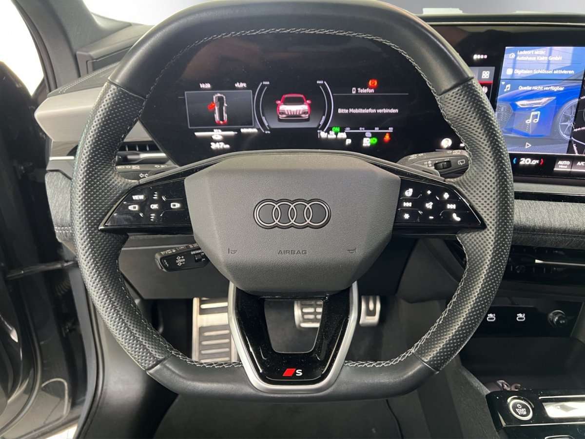Fahrzeugbild eines Audi Q6 e-tron