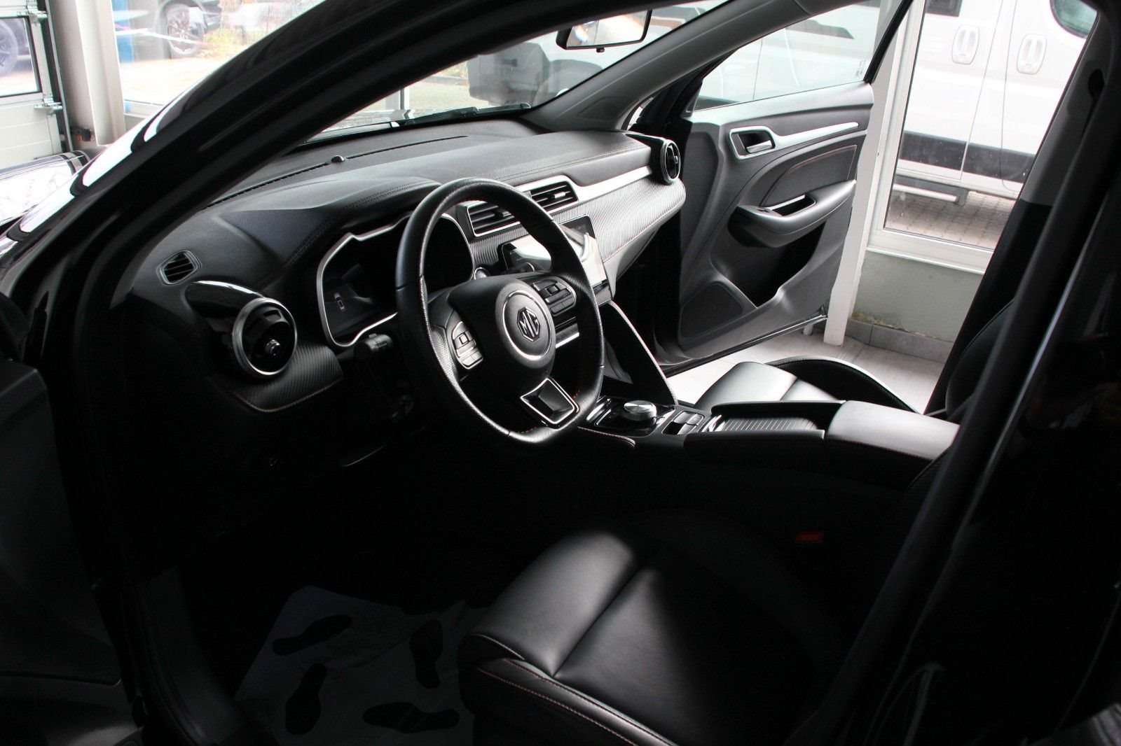 Fahrzeugbild eines MG ZS