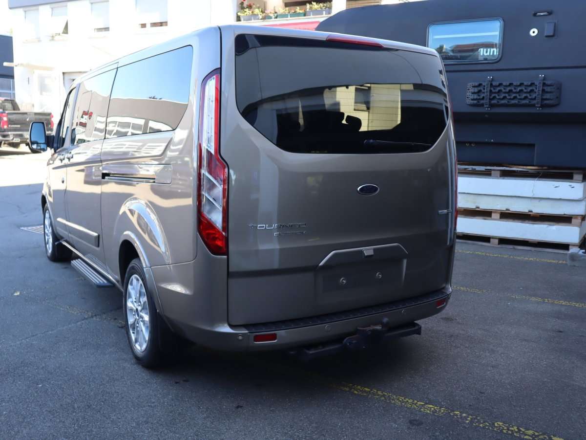 Fahrzeugbild eines Ford Tourneo Custom