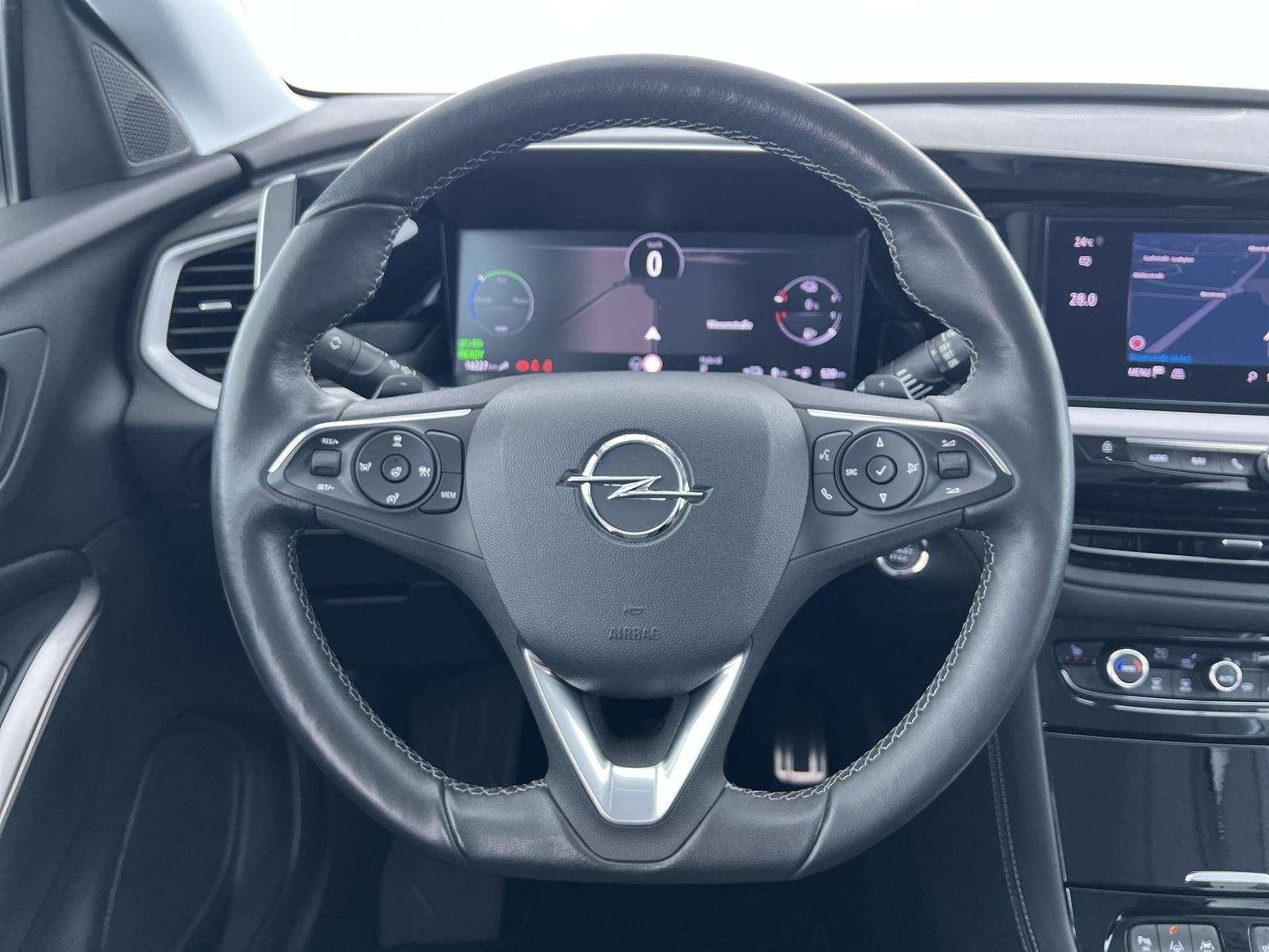 Fahrzeugbild eines Opel Grandland X