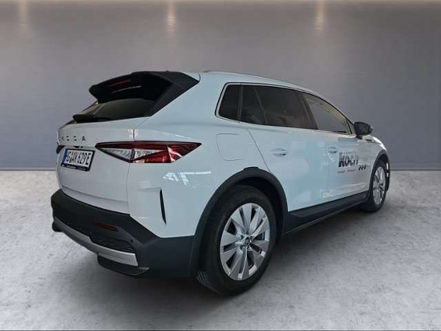 Fahrzeugbild eines Skoda ELROQ