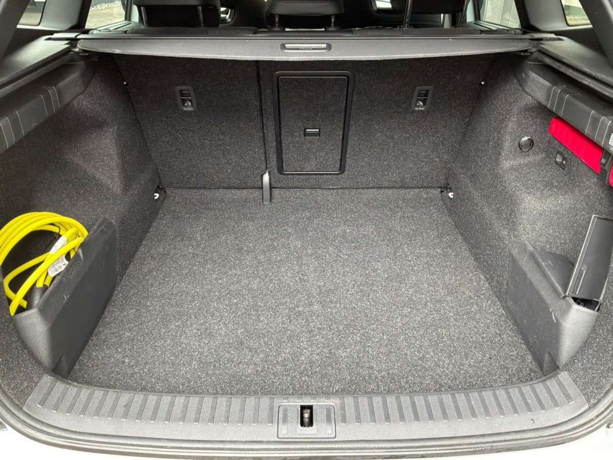 Fahrzeugbild eines Skoda ENYAQ
