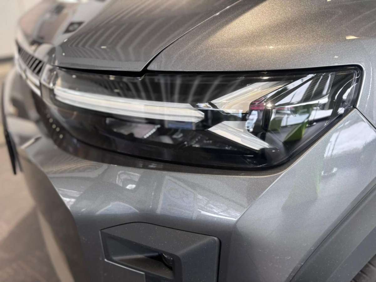 Fahrzeugbild eines Dacia Bigster