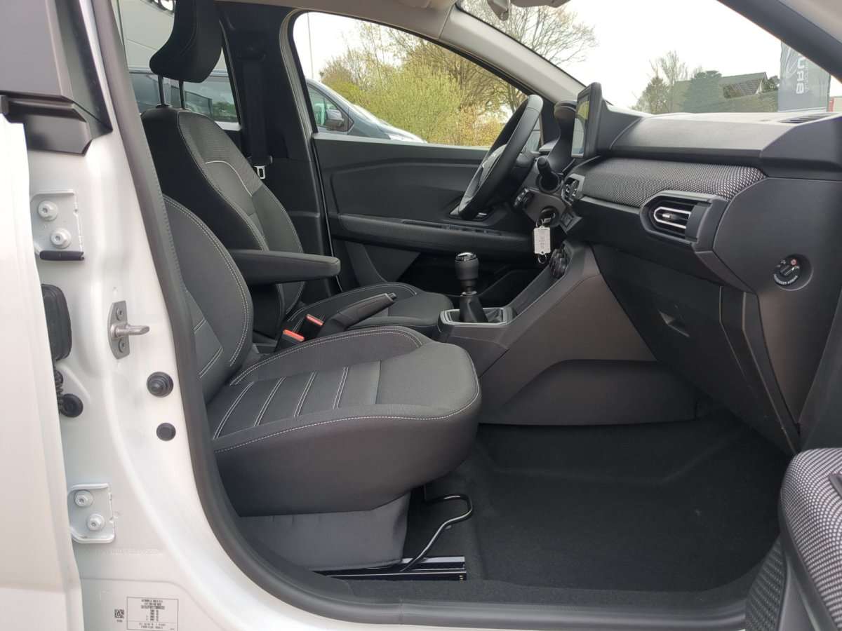 Fahrzeugbild eines Dacia Sandero