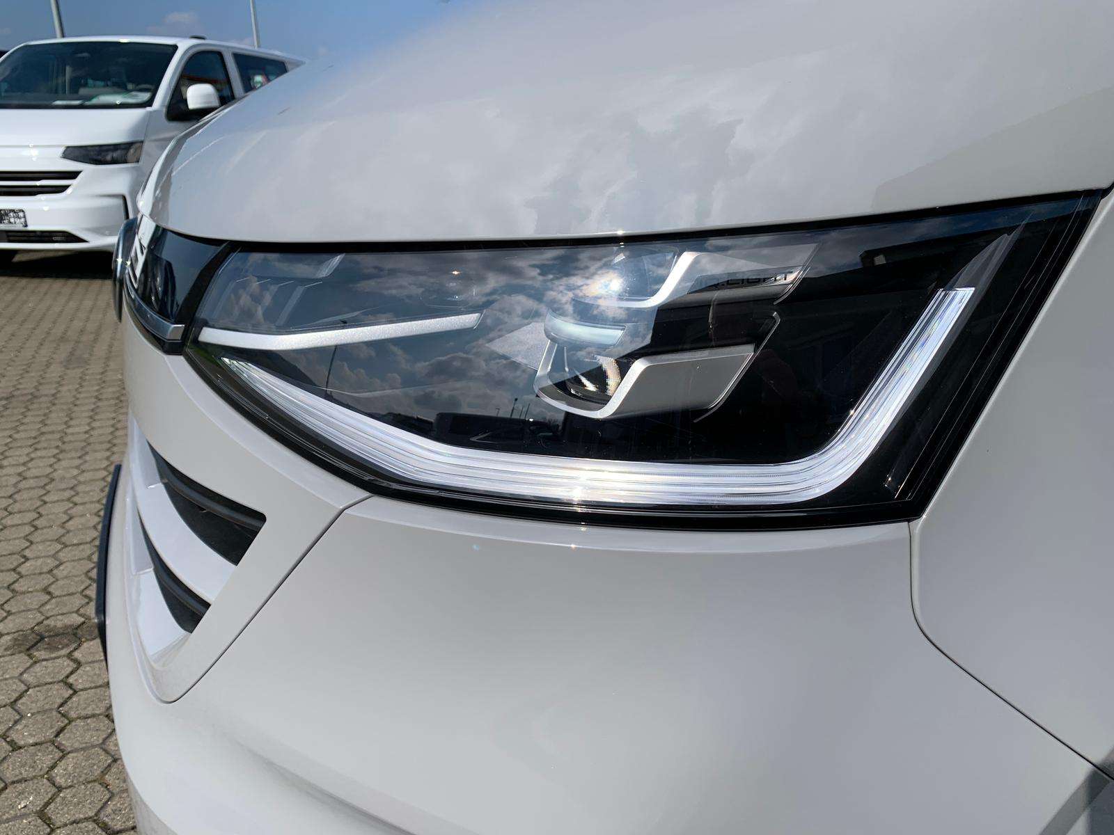 Fahrzeugbild eines Volkswagen Caravelle