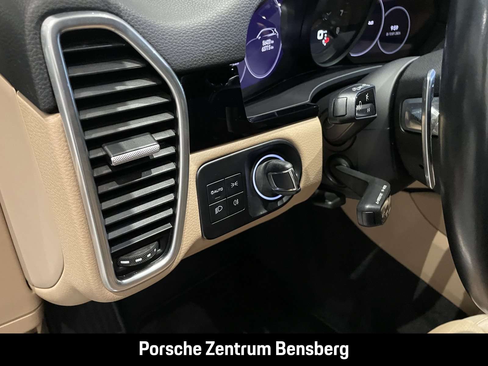 Fahrzeugbild eines Porsche Cayenne