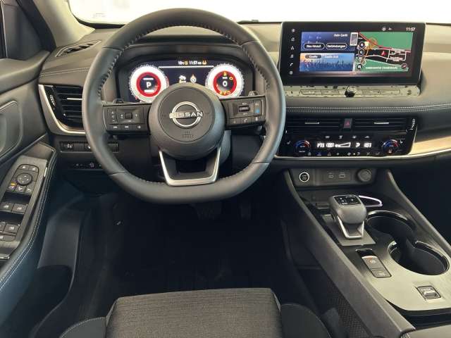 Fahrzeugbild eines Nissan X-TRAIL
