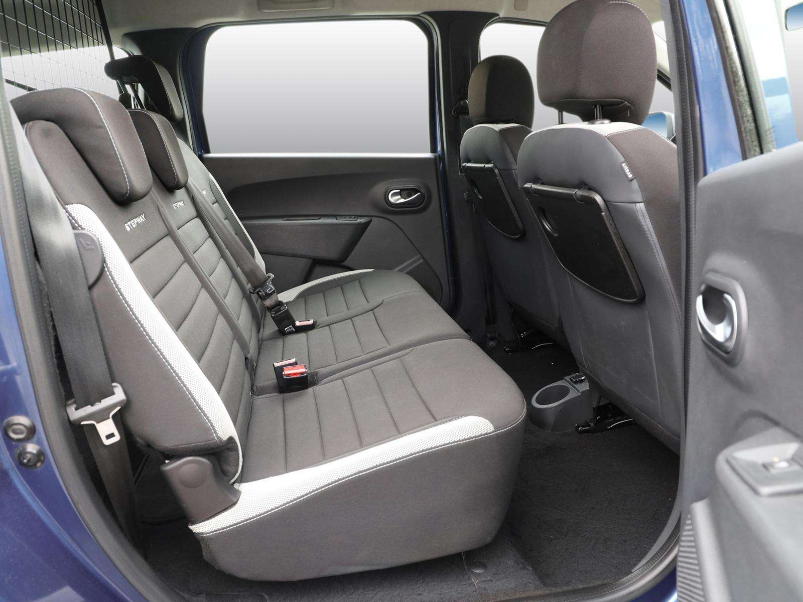 Fahrzeugbild eines Dacia Lodgy