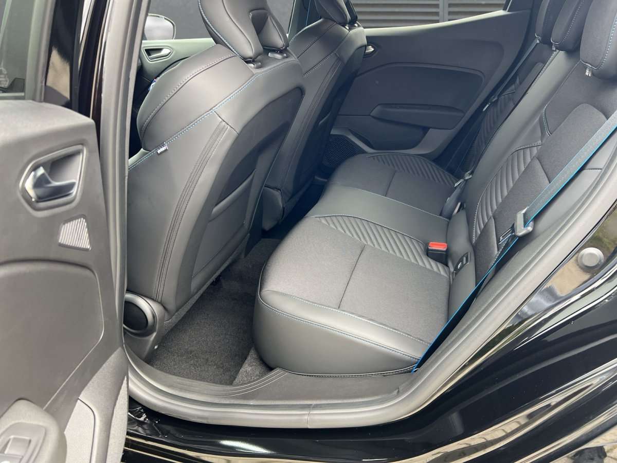 Fahrzeugbild eines Renault Clio