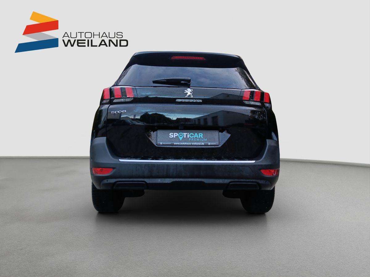 Fahrzeugbild eines Peugeot 5008
